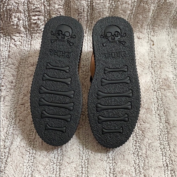 🌹Rose Gold Metallic Wingtip Casbah Creepers 💃🏻 - Picture 3 of 8